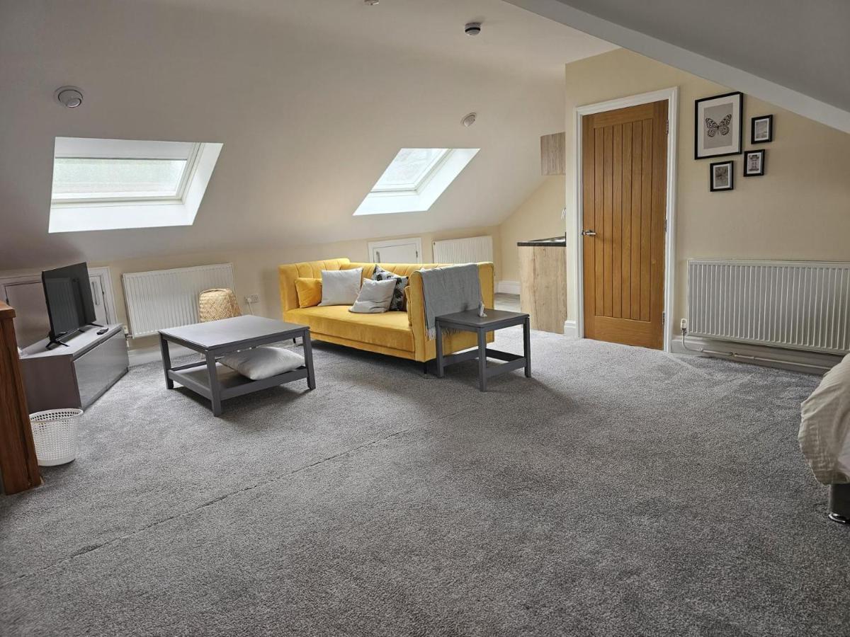 Lovely 1-Bed Loft In Newport Exterior foto